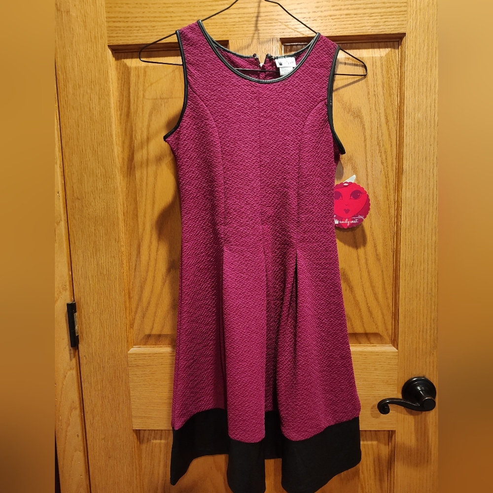 NWT Emily West Girls Elegant Magenta Sleeveless Dress With Faux Leather Trim
